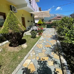 Artur's , Gjirokastër Albanien